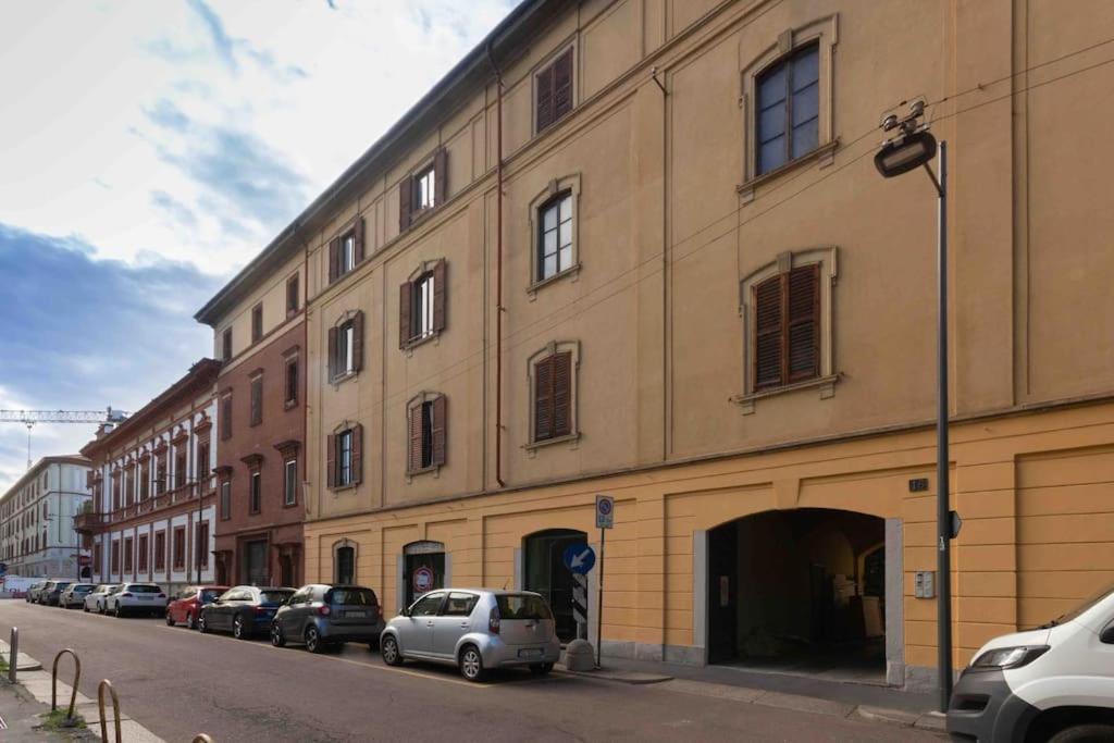 Appartamento Bohemian Art Apartment. One Bedroom One Sofa *